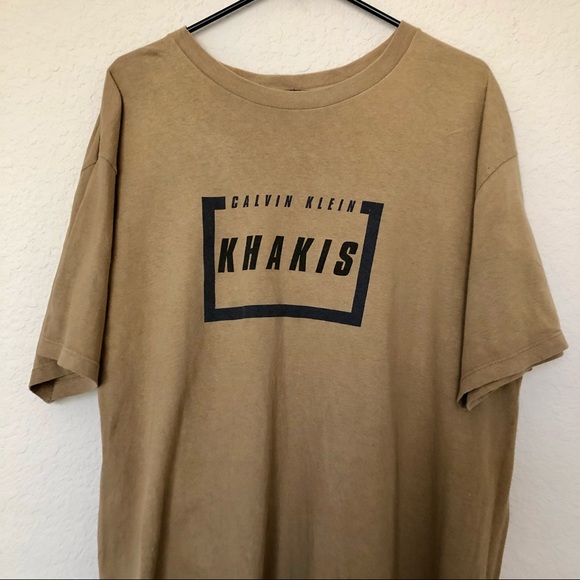 Clavin Klein Men’s T-Shirt - Picture 2 of 5